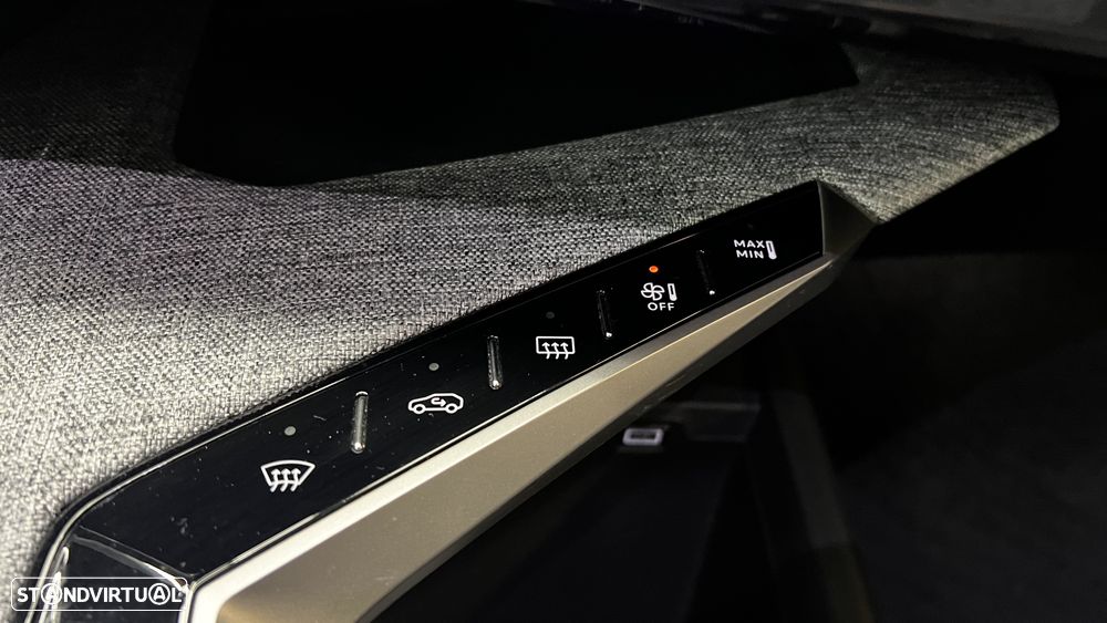 Peugeot 3008 Hybrid 145 e-DSC6 Allure - 37