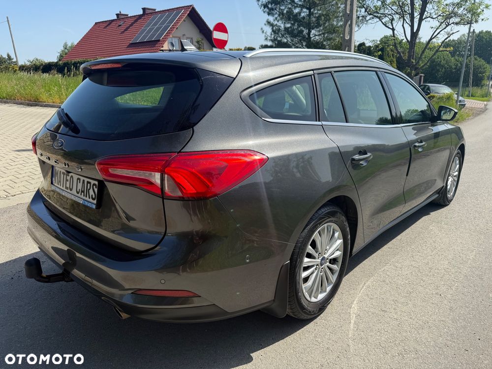 Ford Focus - 25