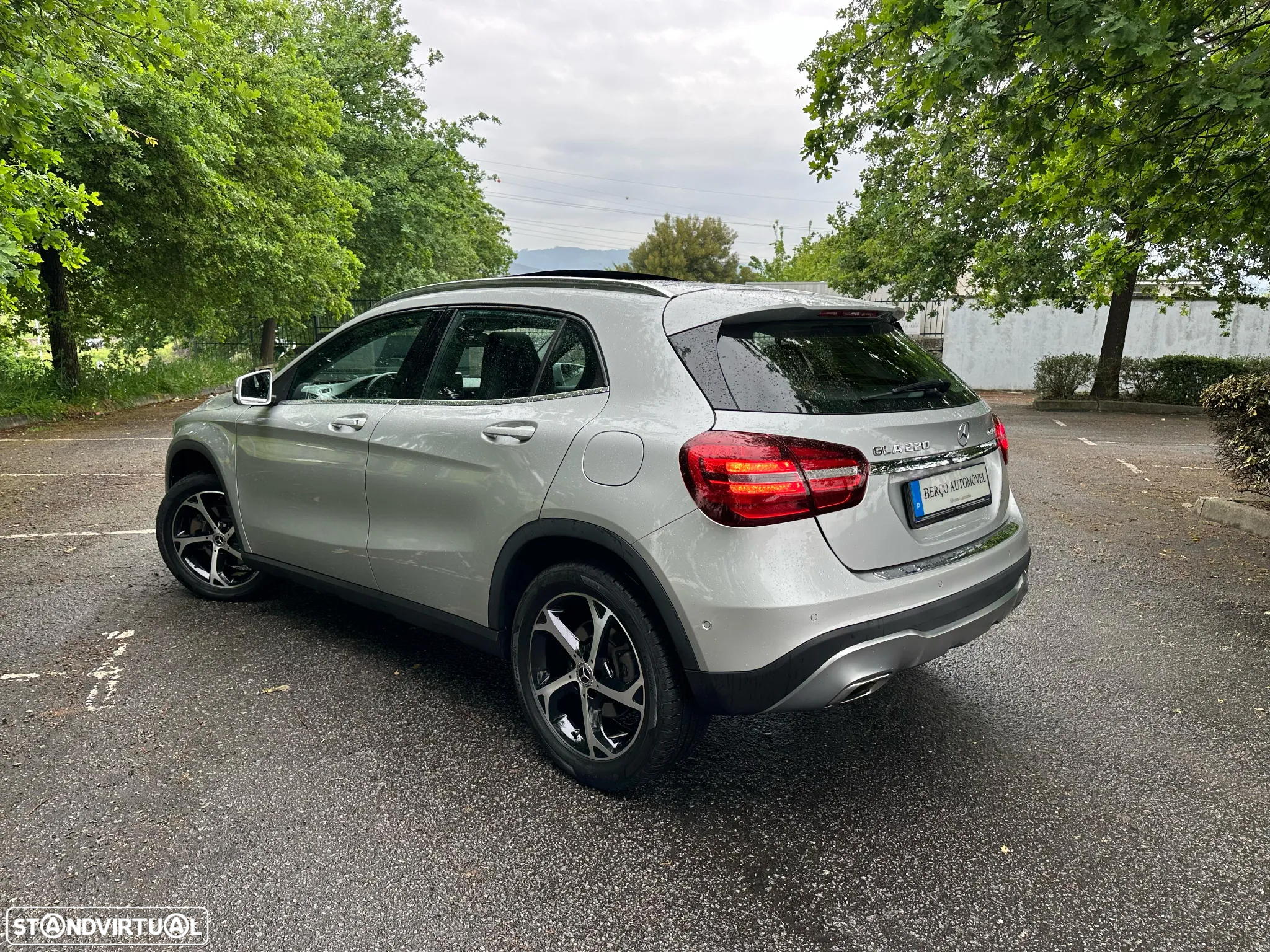 Mercedes-Benz GLA 220 4Matic 8G-DCT Special Edition - 5
