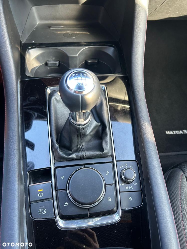 Mazda 3 e-SKYACTIV-G 150 M HYBRID PRIME-LINE - 31