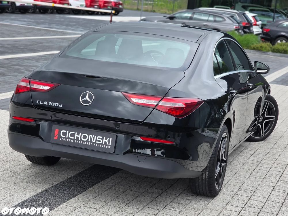Mercedes-Benz CLA 180 d 8G-DCT - 13