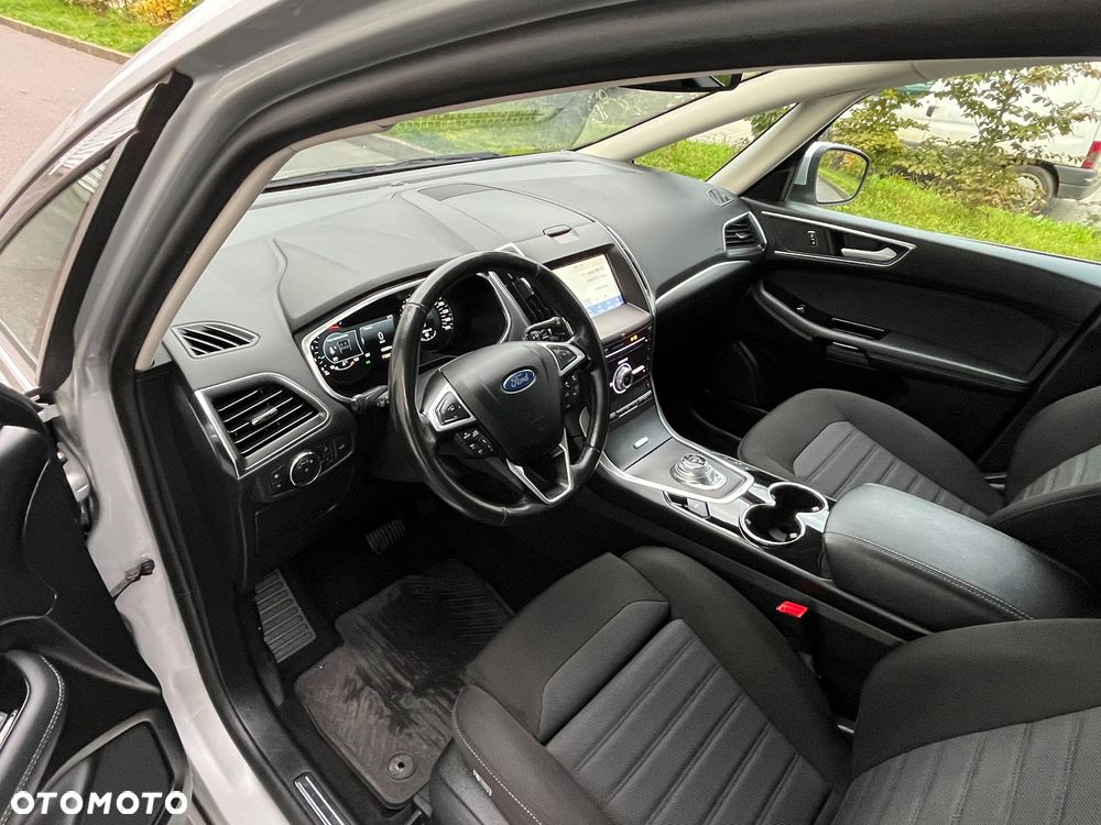 Ford S-Max 2.0 EcoBlue Titanium - 18