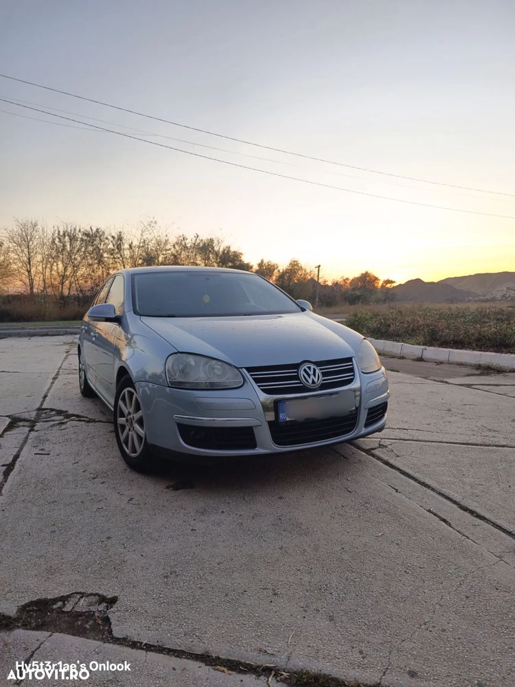Volkswagen Jetta 1.6 TDI DPF Trendline - 6