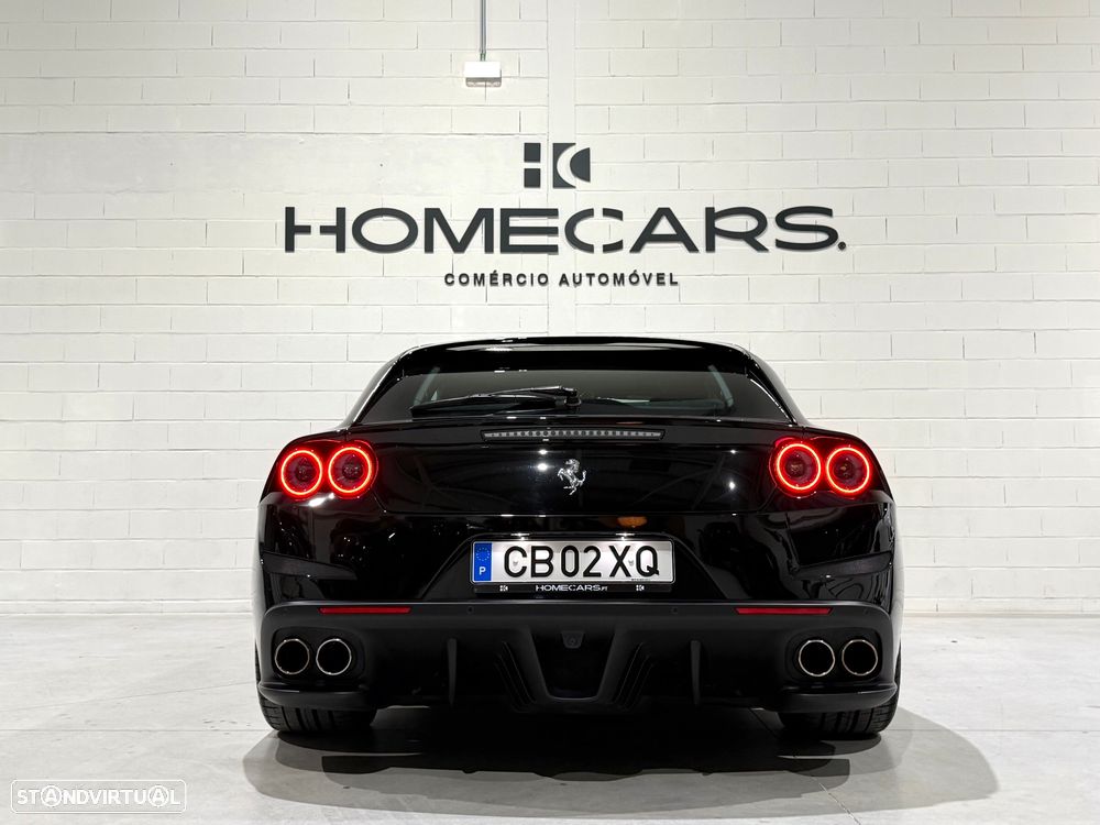 Ferrari GTC4 Lusso - 18