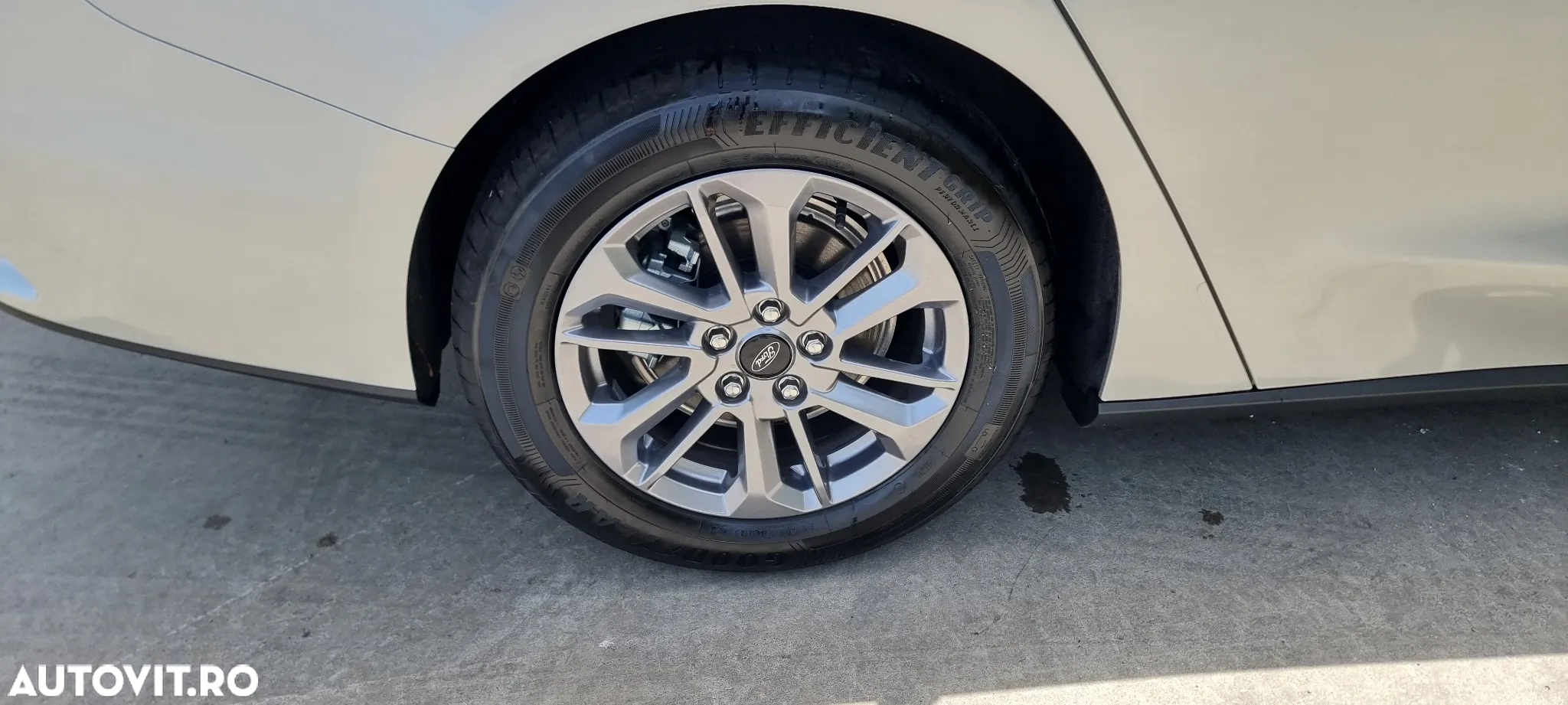 Ford Focus 1.0 EcoBoost Titanium X - 6