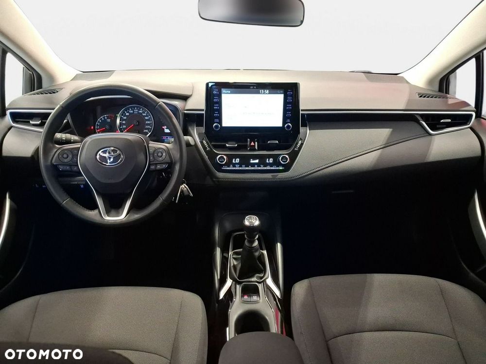 Toyota Corolla - 17