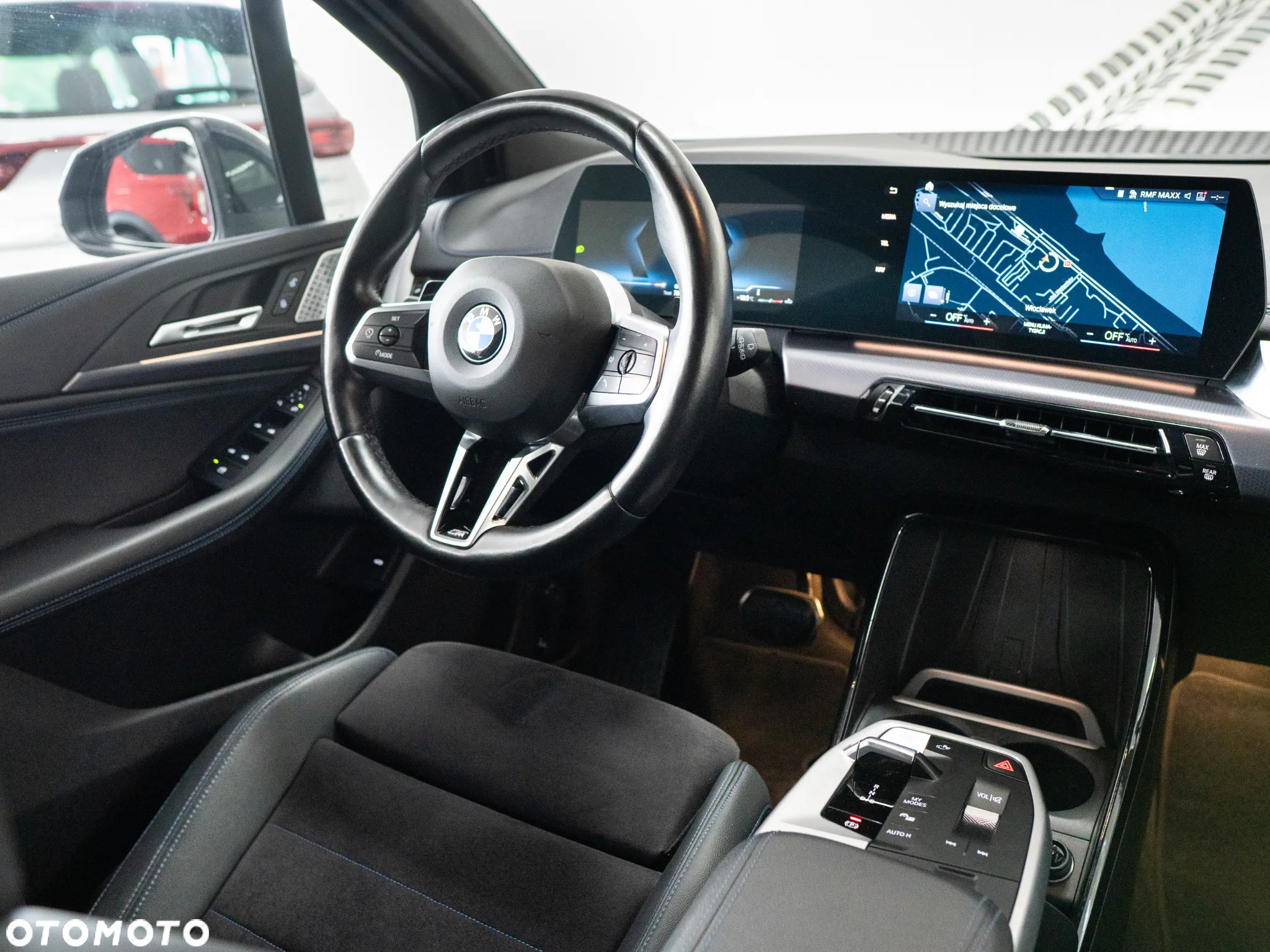 BMW Seria 2 218i - 25