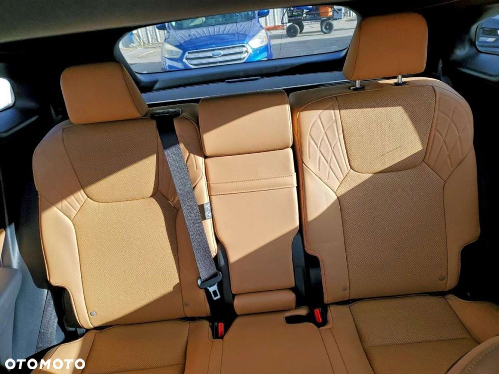 Lexus RX - 11