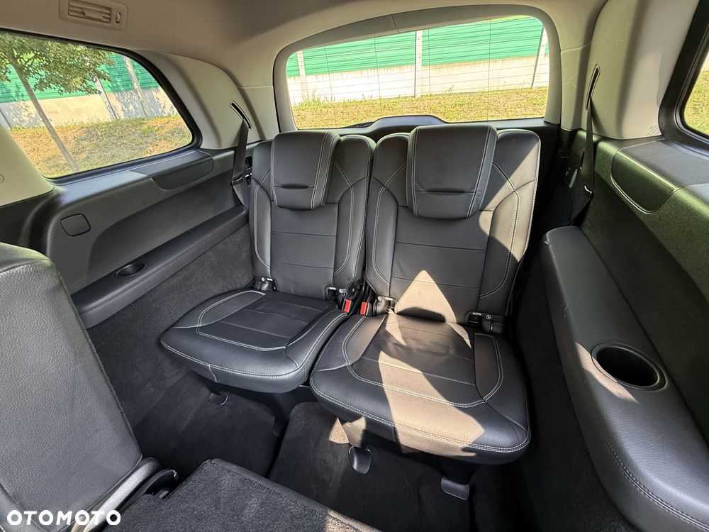 Mercedes-Benz GL - 21