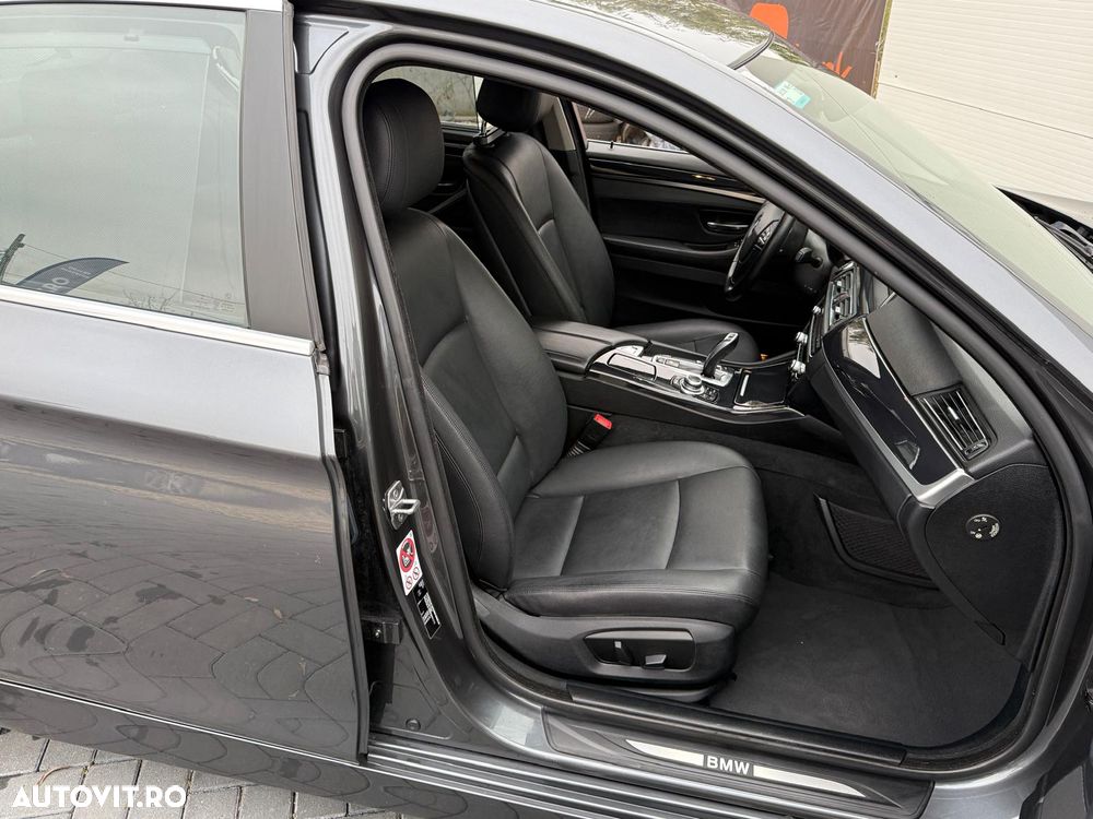 BMW Seria 5 518d Aut. Luxury Line - 10
