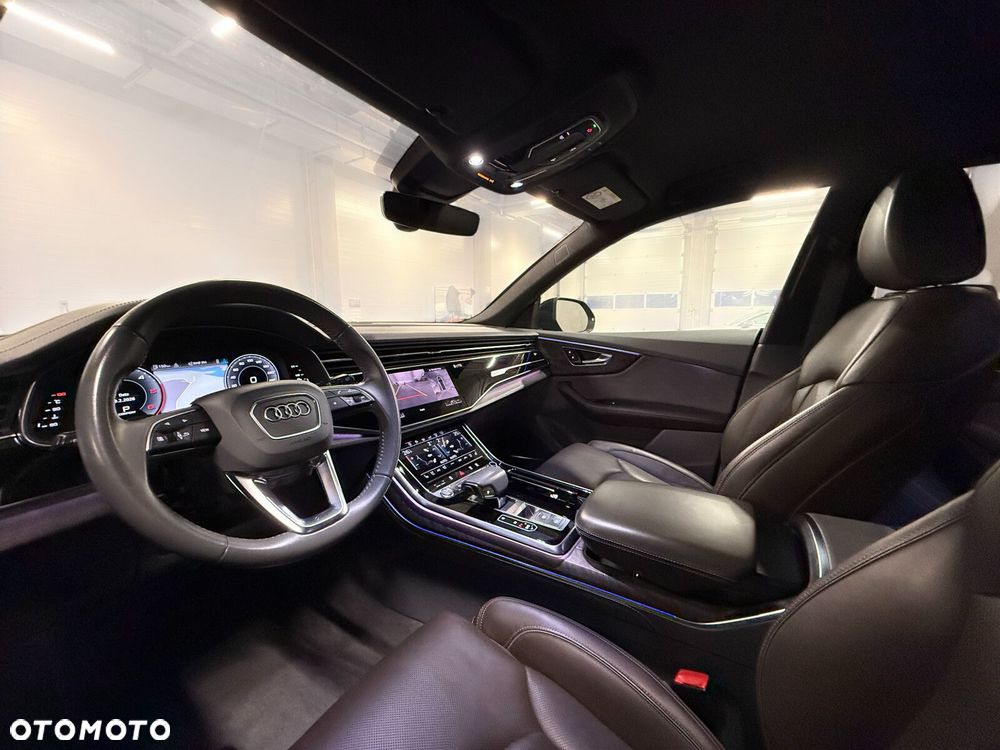 Audi Q8 - 21