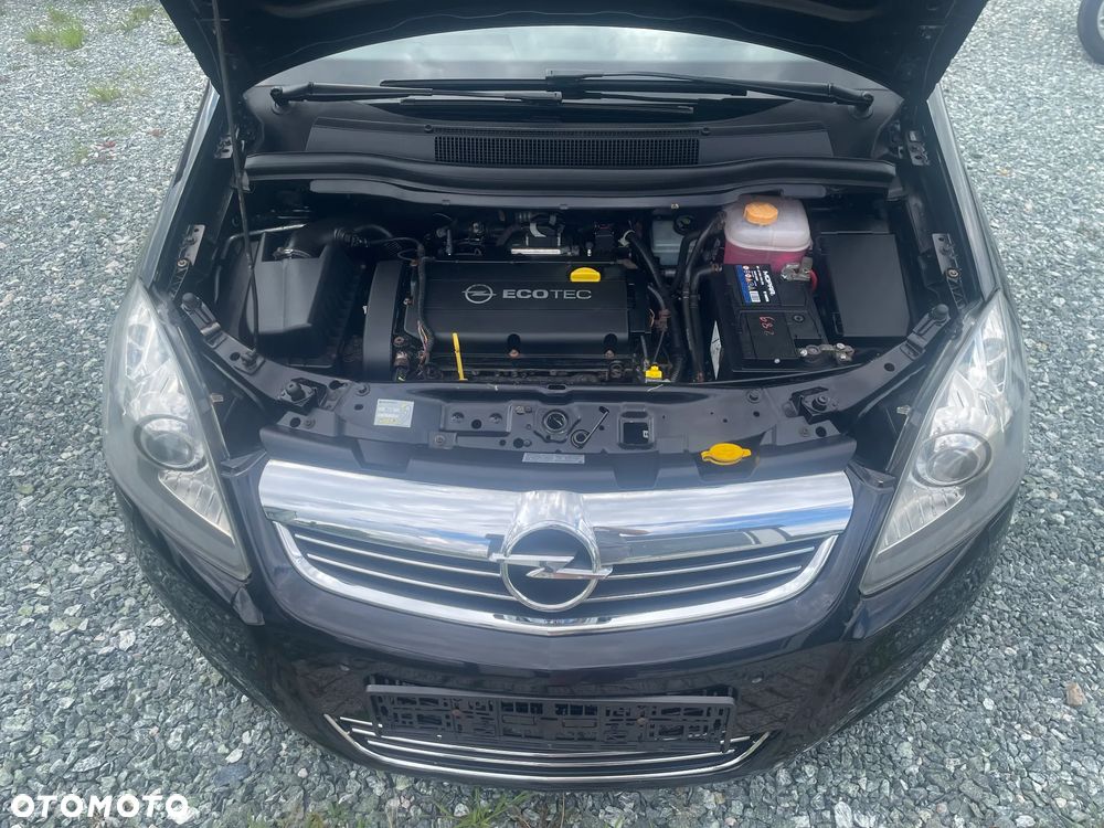 Opel Zafira 1.8 Cosmo Easytronic - 30