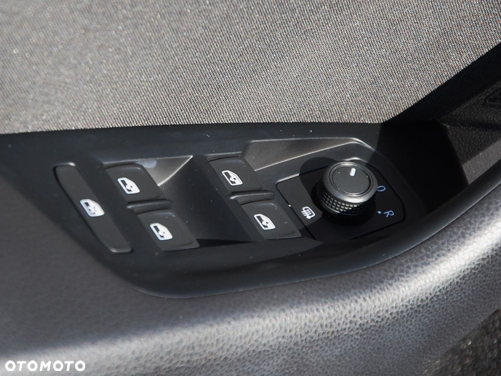 Volkswagen Passat 2.0 TDI EVO Business DSG - 38