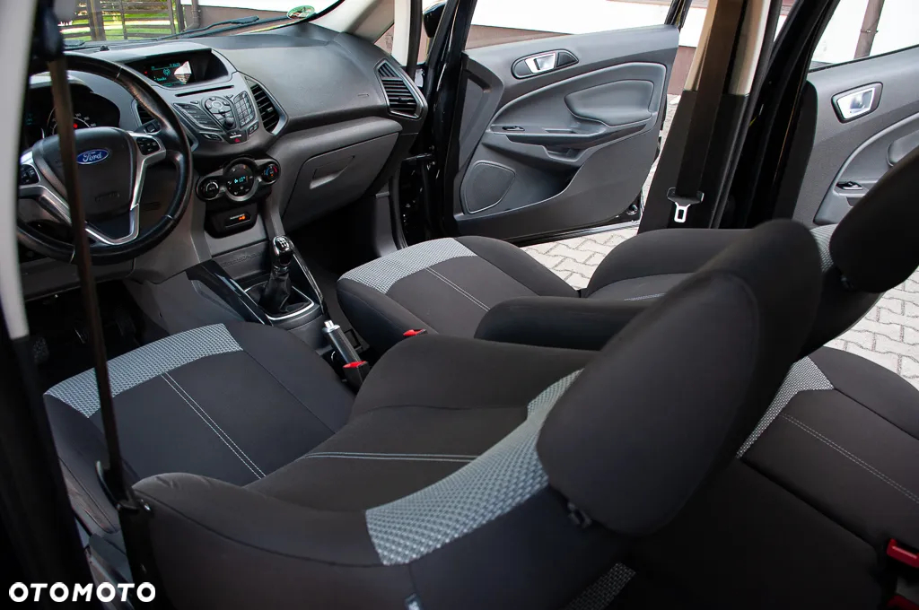 Ford EcoSport 1.0 EcoBoost TITANIUM - 24