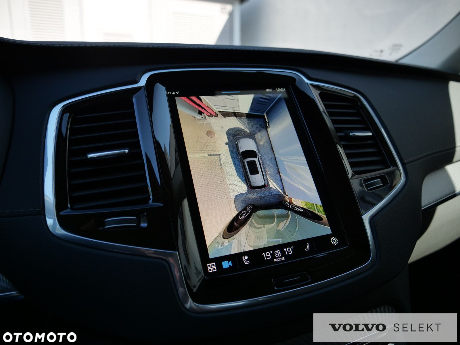 Volvo XC 90 - 30
