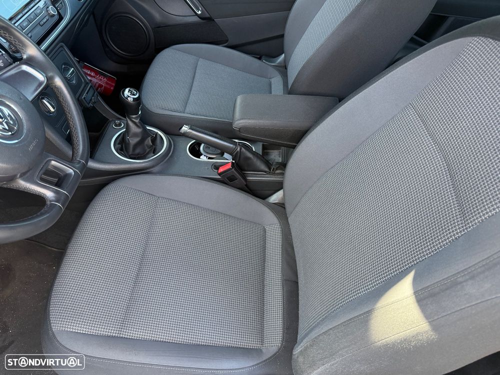 VW New Beetle 1.6 TDi Design - 36