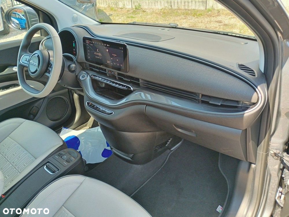 Fiat 500e - 16
