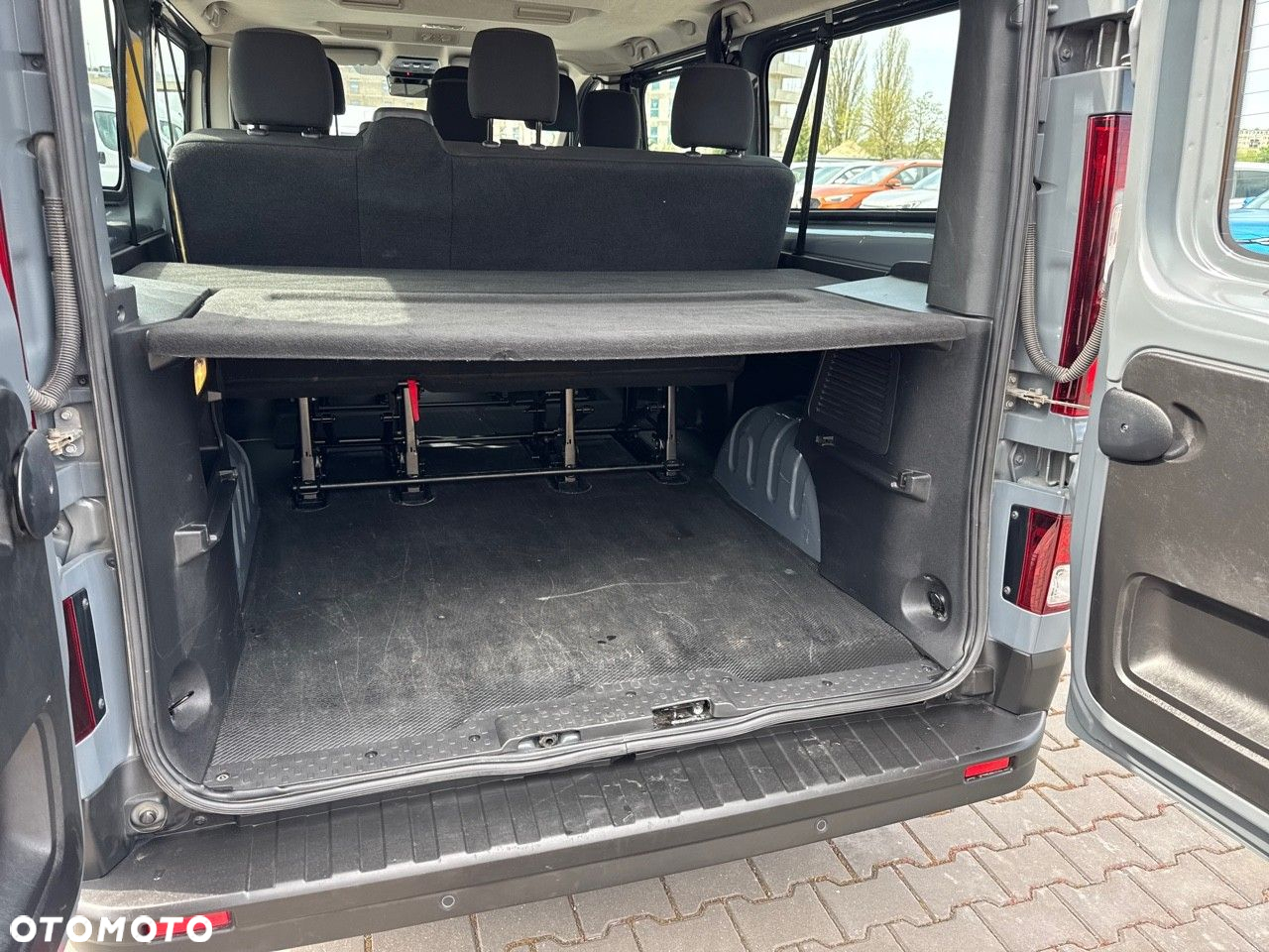 Renault Trafic - 6