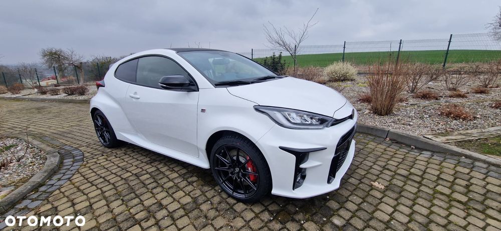 Toyota Yaris 1.5 GR Sport - 11