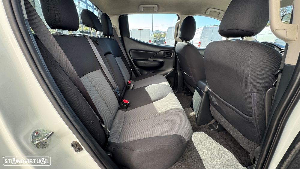 Mitsubishi L-200 Cabine dupla 4X2 - 22