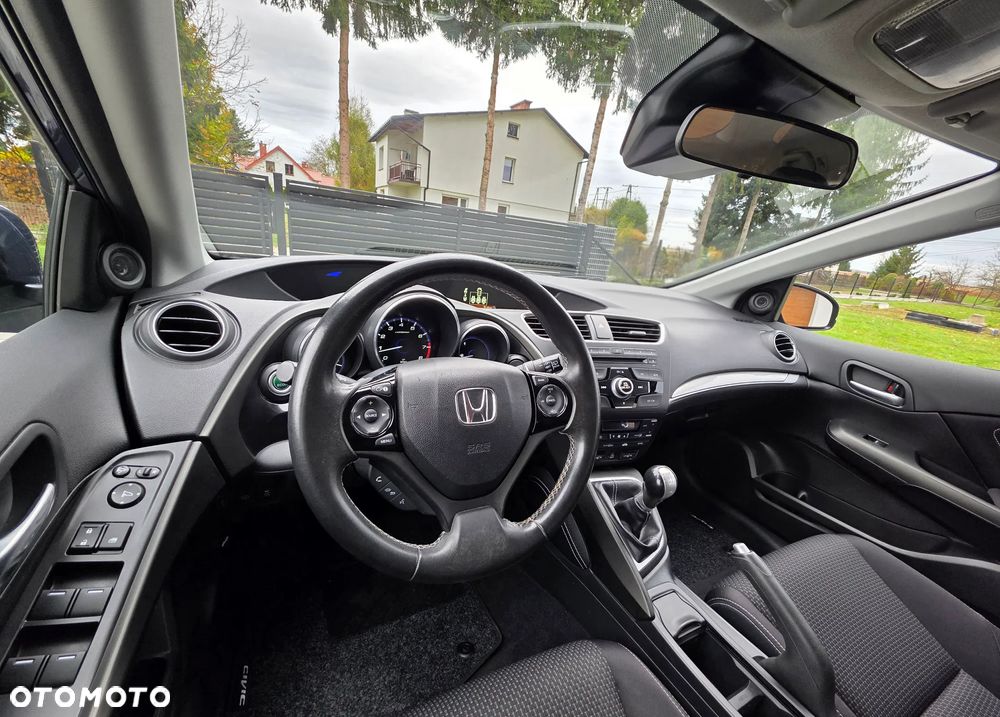 Honda Civic 1.8 Elegance - 28