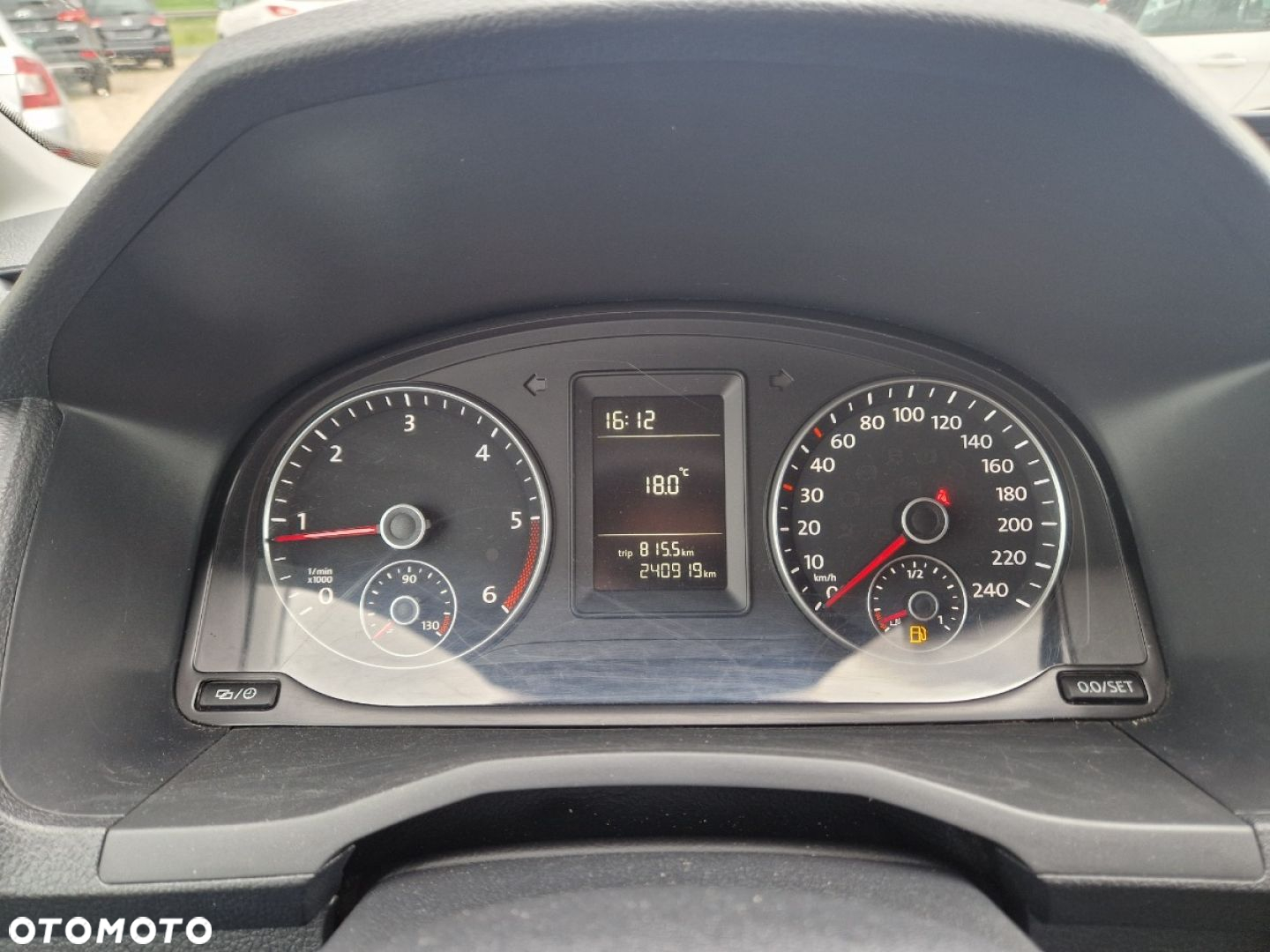 Volkswagen Caddy - 10