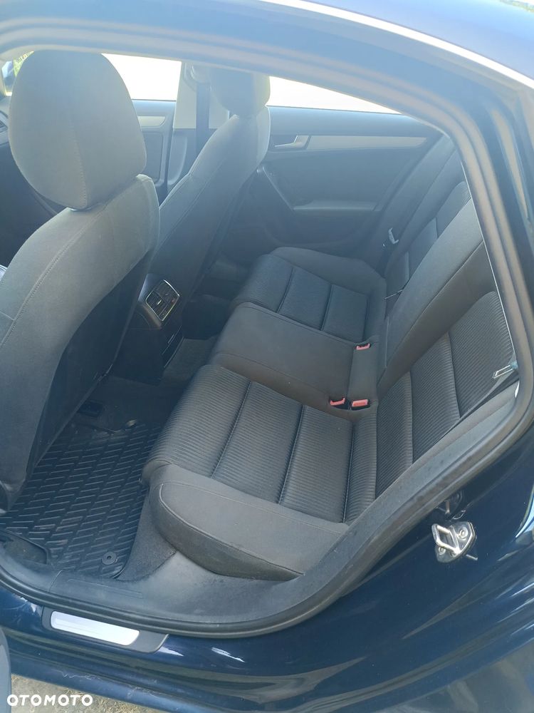 Audi A4 Limousine 2.0 TDI - 9