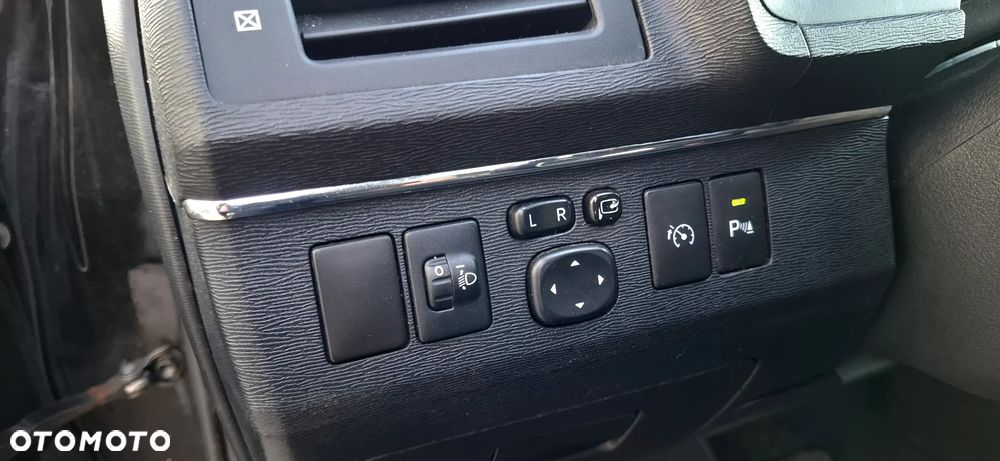 Toyota Avensis 2.0 Prestige NAVI - 27