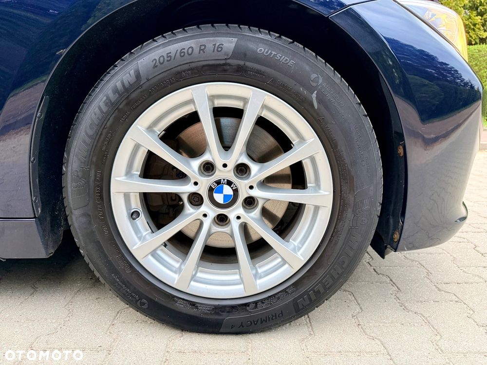 BMW Seria 3 320d - 28