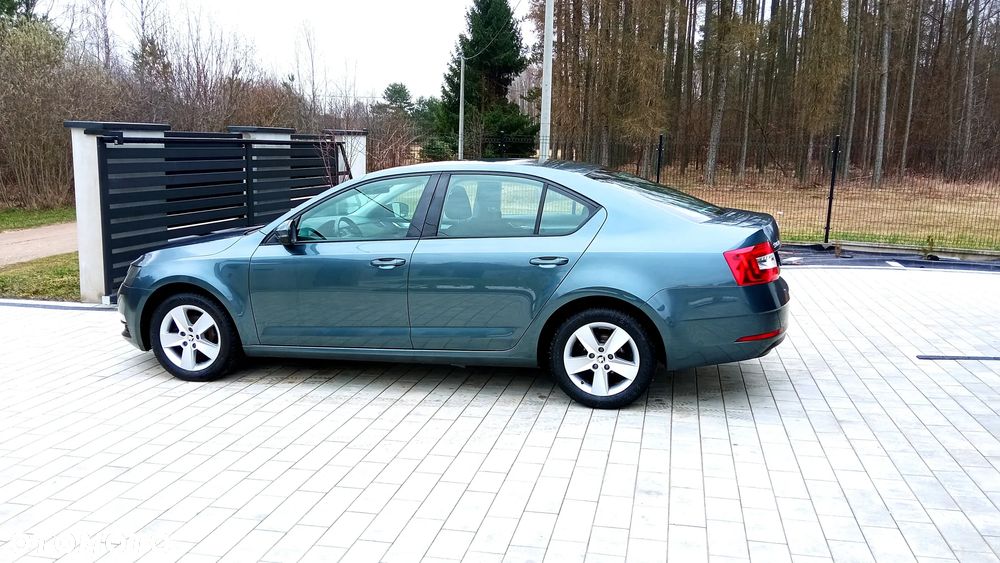 Skoda Octavia 1.6 TDI Ambition - 5