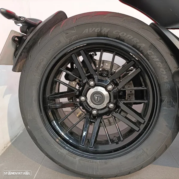 Triumph Rocket III R - 6