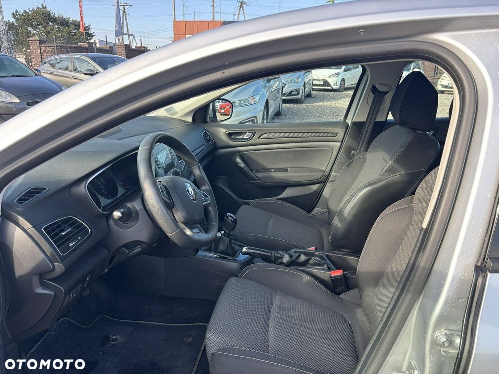 Renault Megane - 17