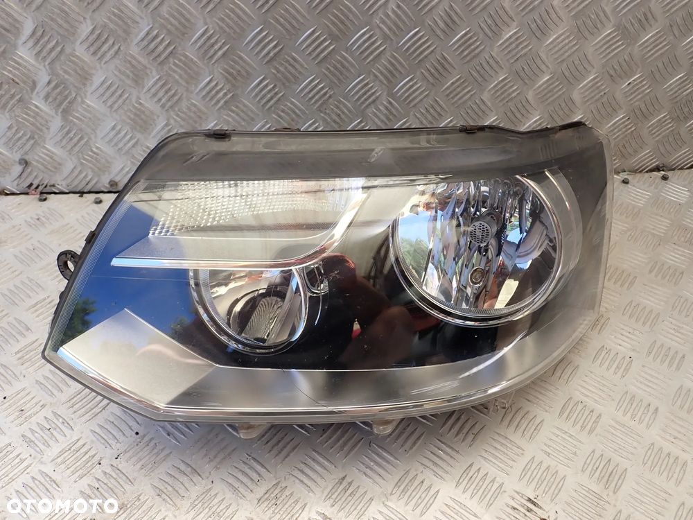 LAMPA LEWY / PRAWY PRZÓD VW T5  7E1941015C / 7E1941016C - 2