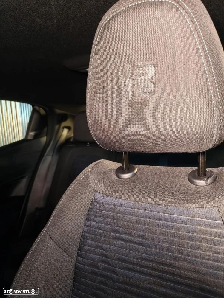 Alfa Romeo Junior Elletrica 50 kWh - 26