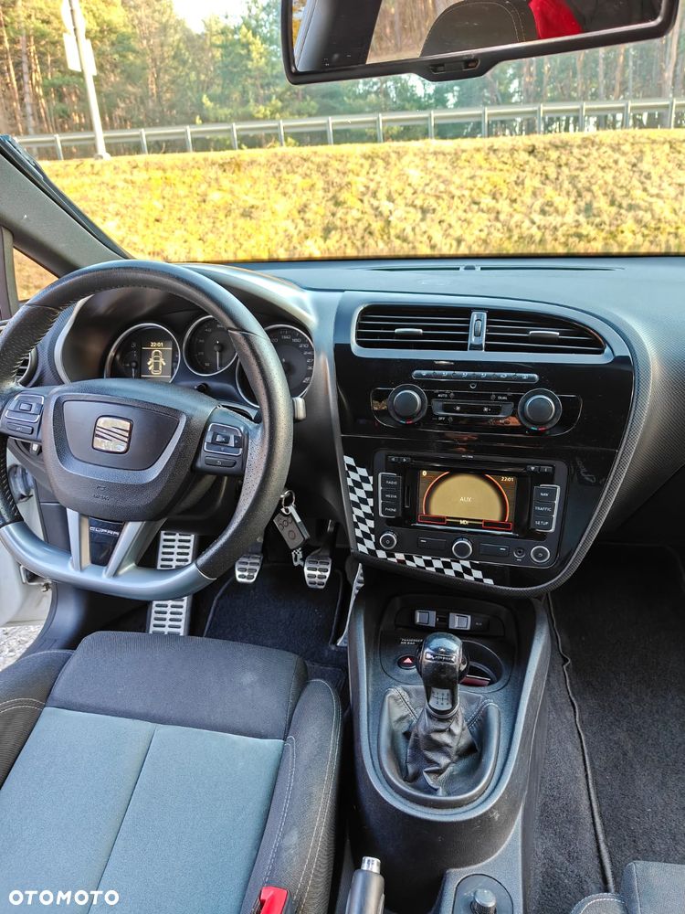 Seat Leon 2.0 T FSI Cupra R - 12