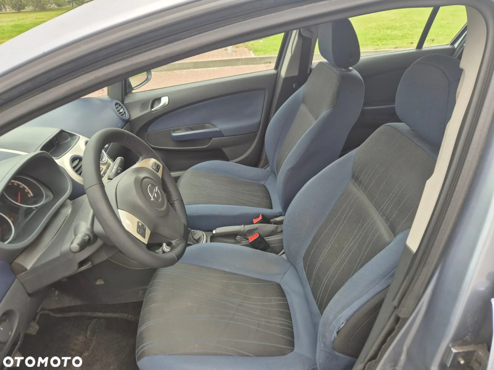 Opel Corsa - 8