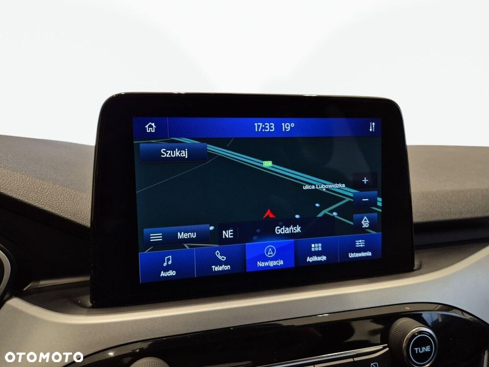 Ford Kuga - 22