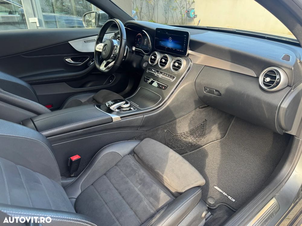 Mercedes-Benz C 300 Coupe 9G-TRONIC - 10