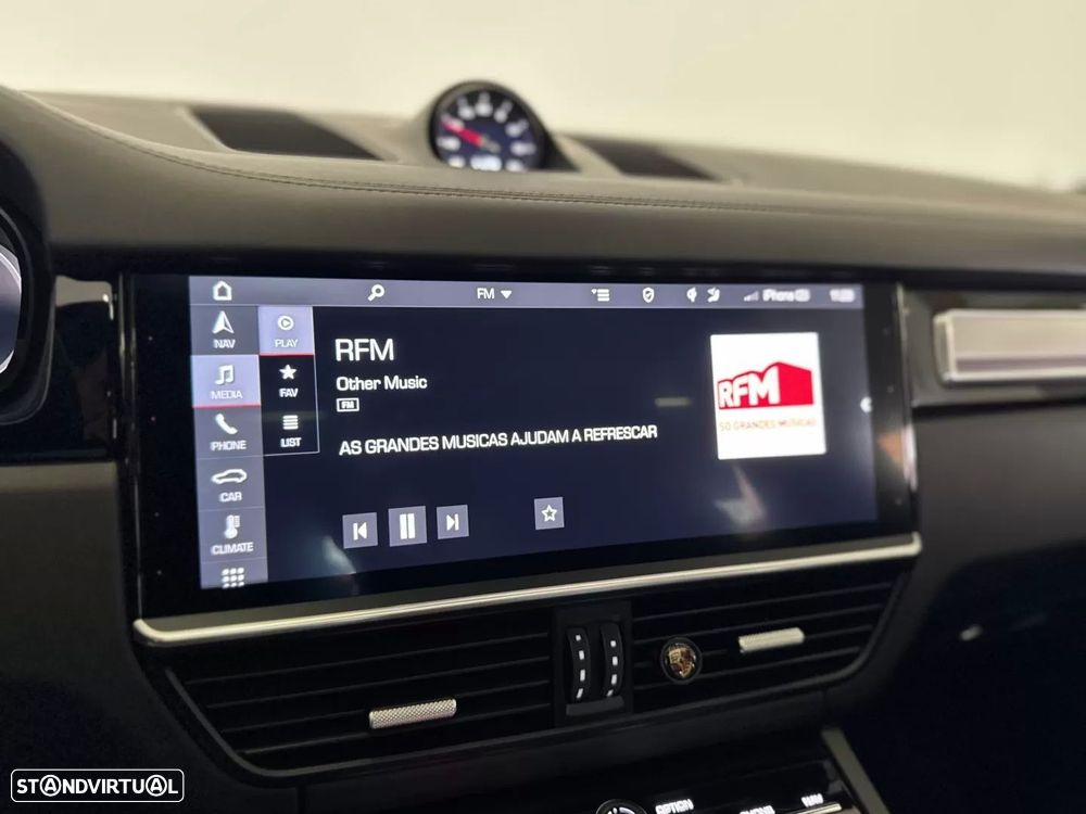 Porsche Cayenne Platinum Edition - 50