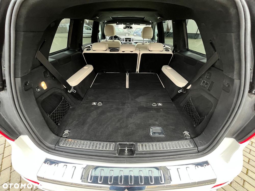 Mercedes-Benz GL 400 4Matic 7G-TRONIC - 19
