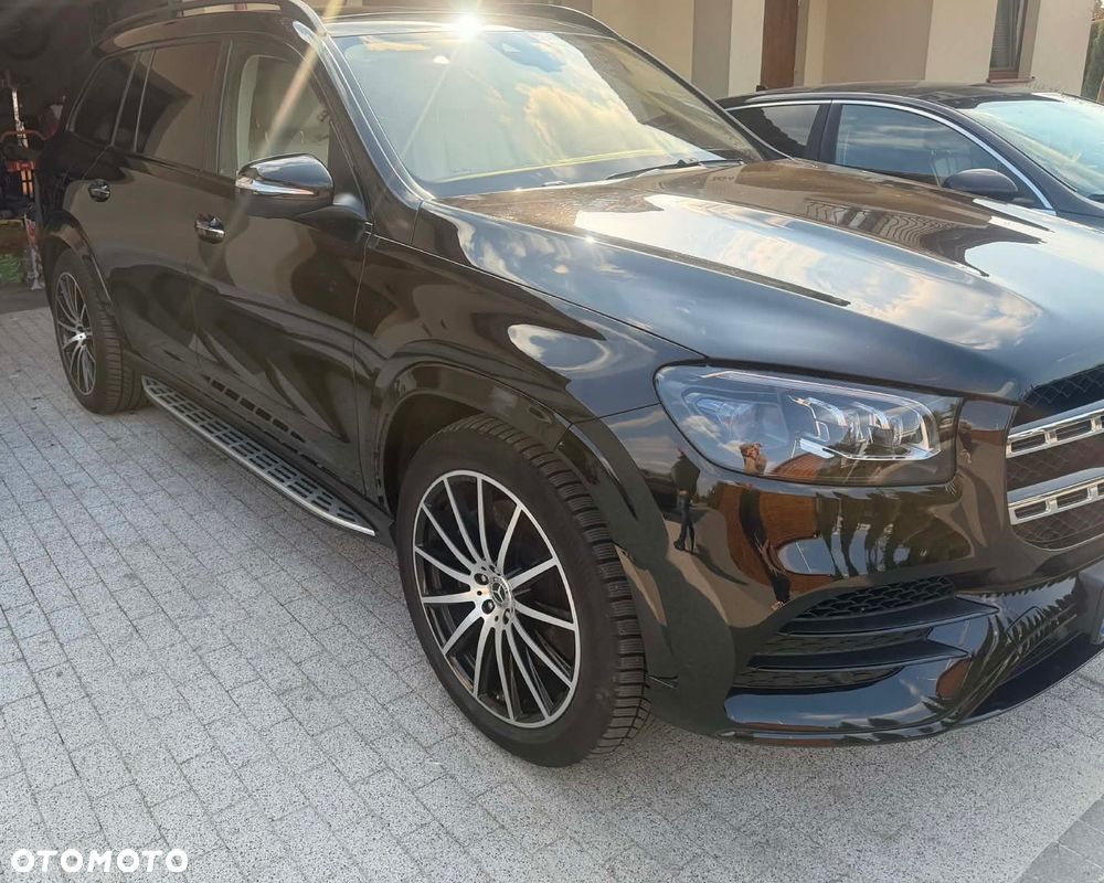 Mercedes-Benz GLS - 11