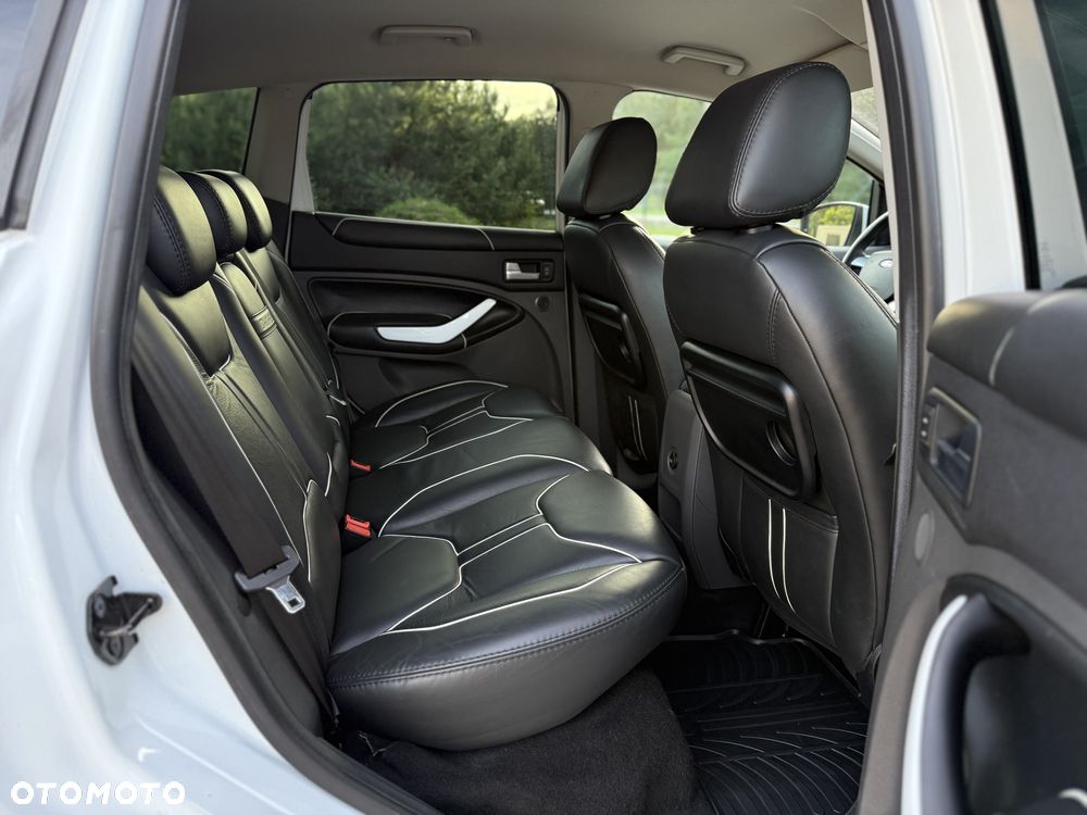 Ford Kuga 2.0 TDCi 4x4 Individual - 18