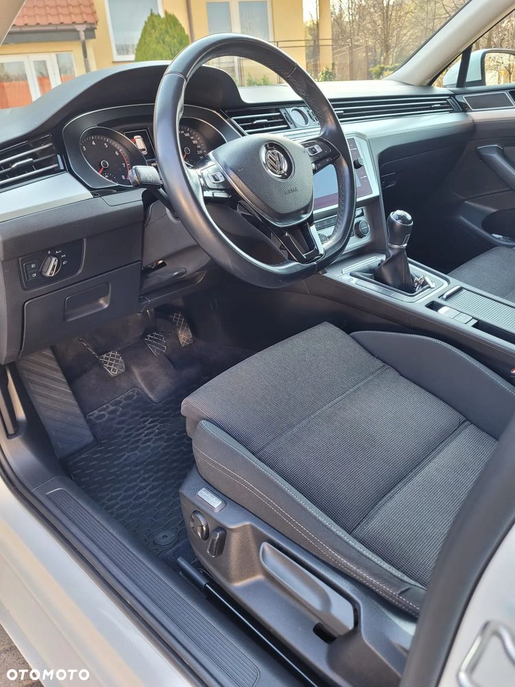 Volkswagen Passat 1.4 TSI BMT ACT Comfortline - 19