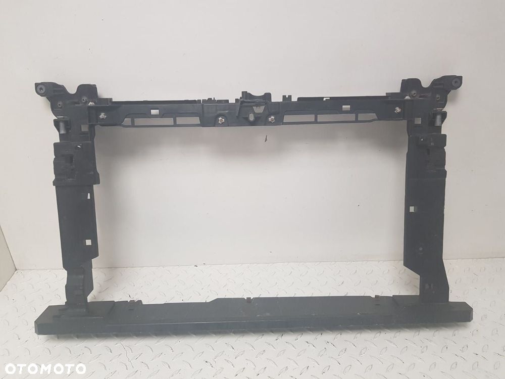 ORYGINALNY PAS PRZEDNI  AUDI A1 II 2 82A 18-24 82A805588 - 1