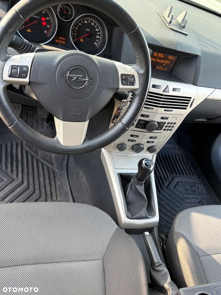 Opel Astra - 23