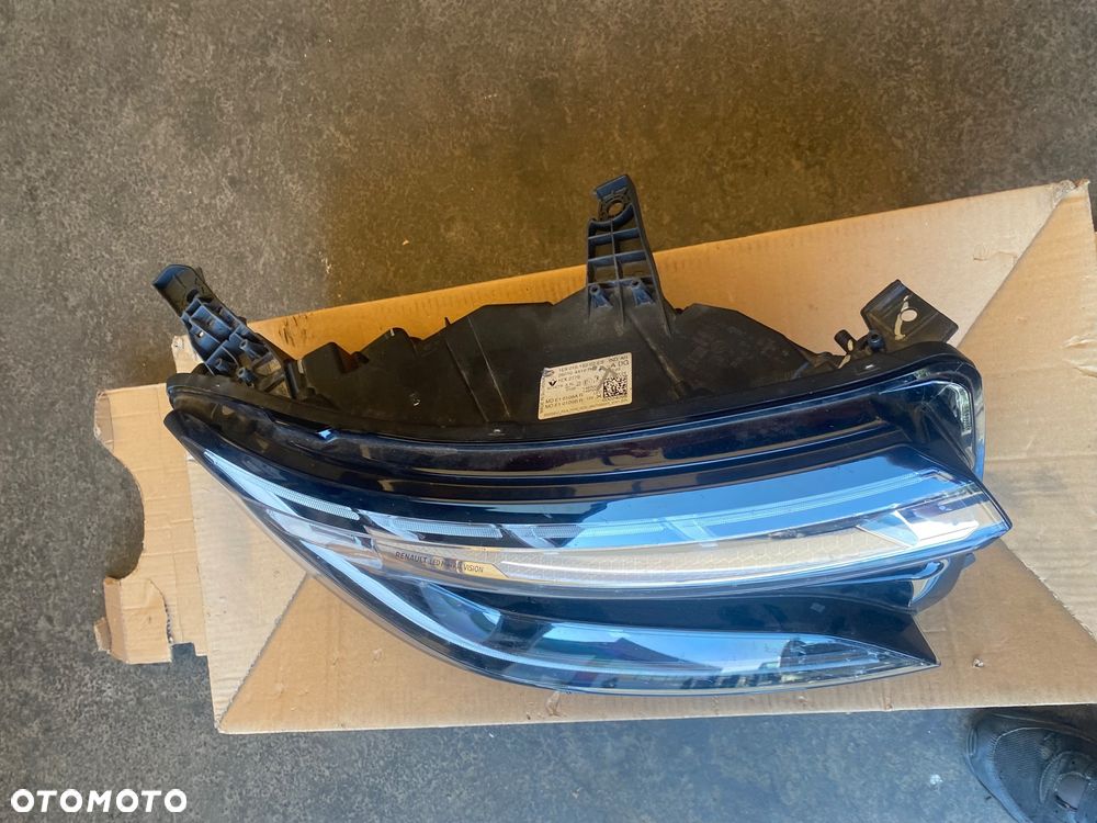 RENAULT AUSTRAL 2024r  Kompletna LAMPA PRZEDNIA PRAWA REFLEKTOR PRAWY PRZÓD FULL LED  LEDOWY  EUROPA FULLLED 260104410R Wwa - 4
