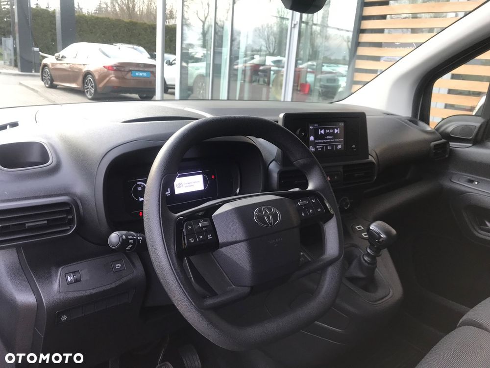 Toyota Proace City - 33
