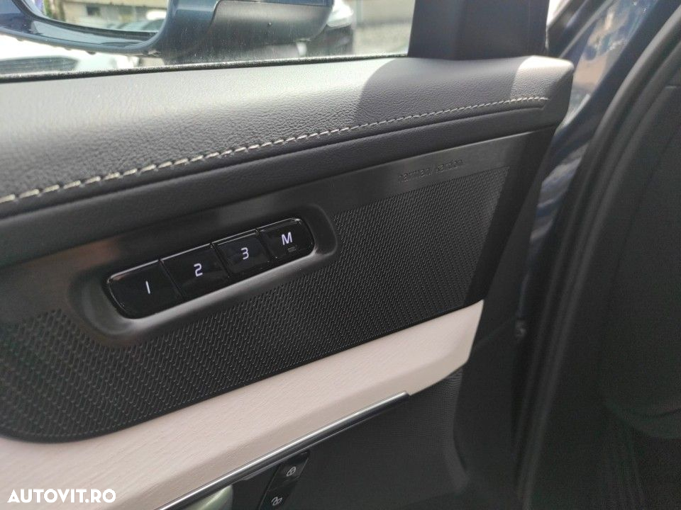 Volvo XC 90 - 21