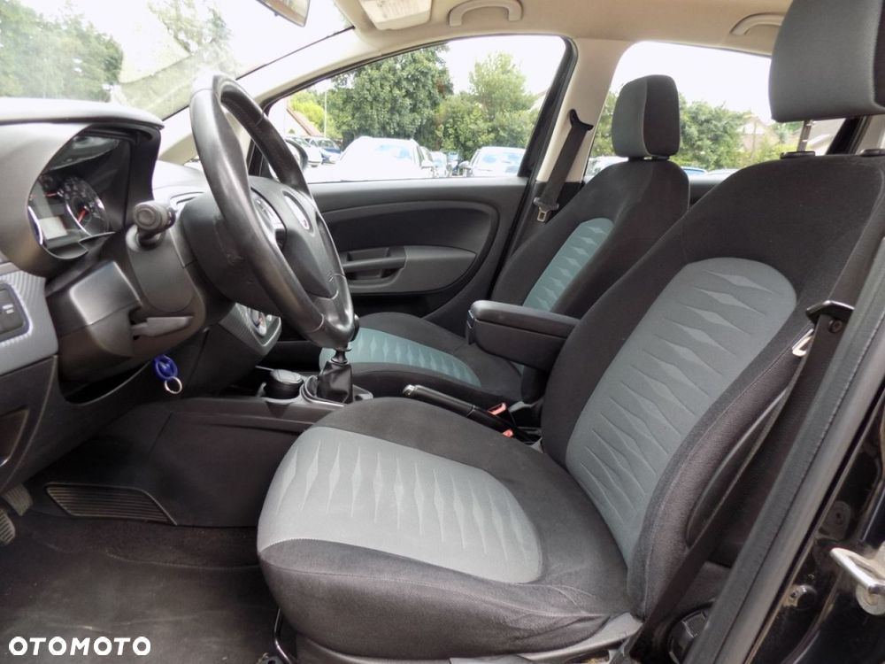 Fiat Grande Punto - 7