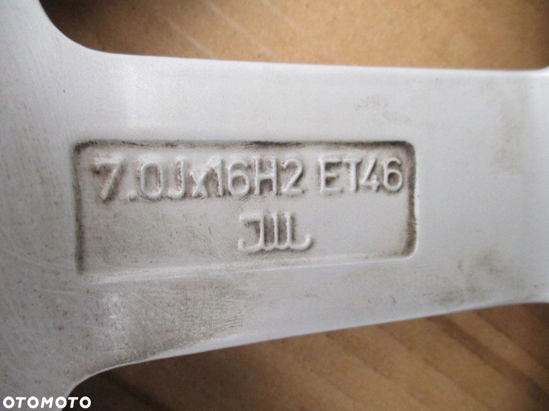 FELGA ALUMINIOWA AUDI A4 B8 7,0X16 ET46 - 8